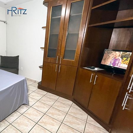 Ritz Hostel Aracatuba  Bagian luar foto
