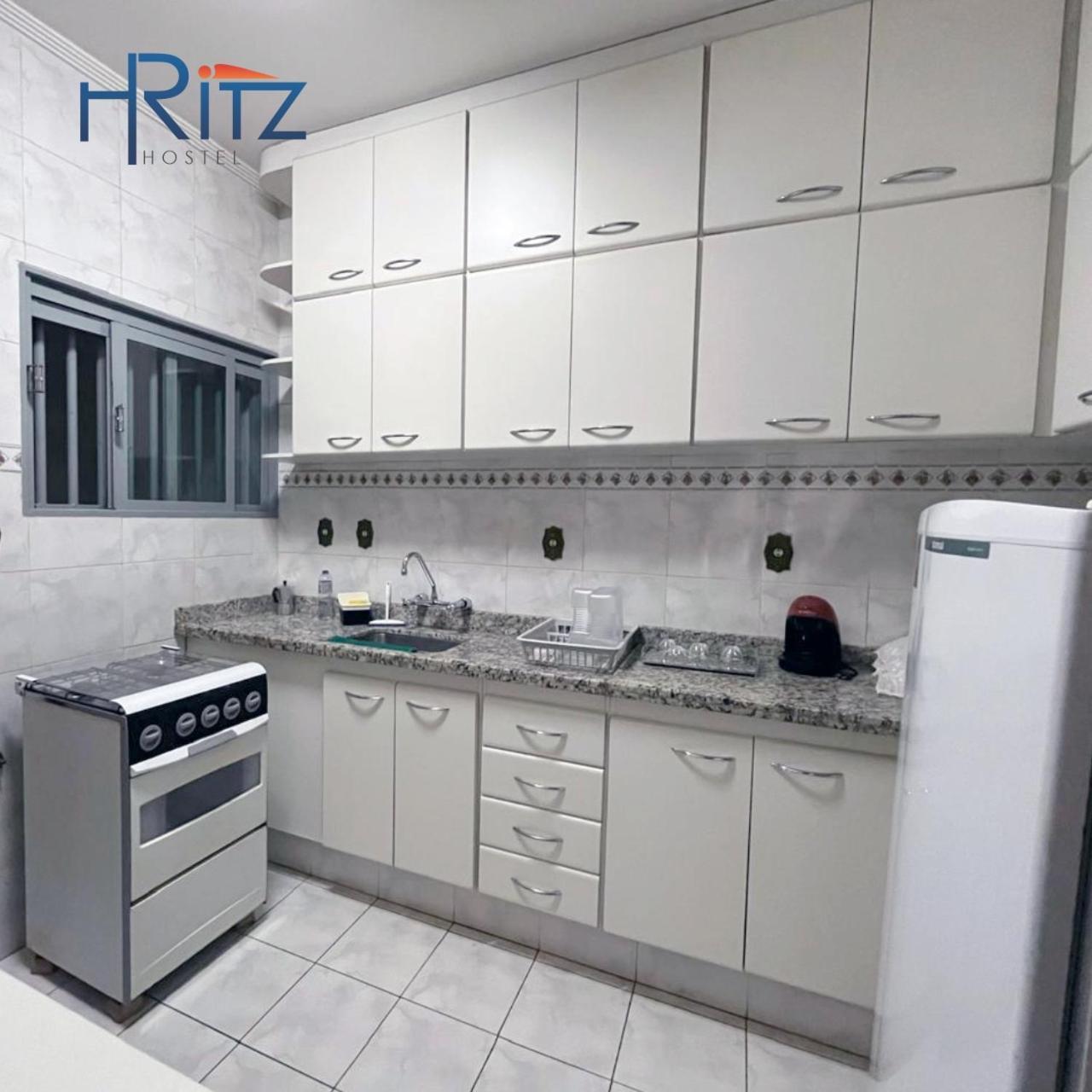 Ritz Hostel Aracatuba  Bagian luar foto