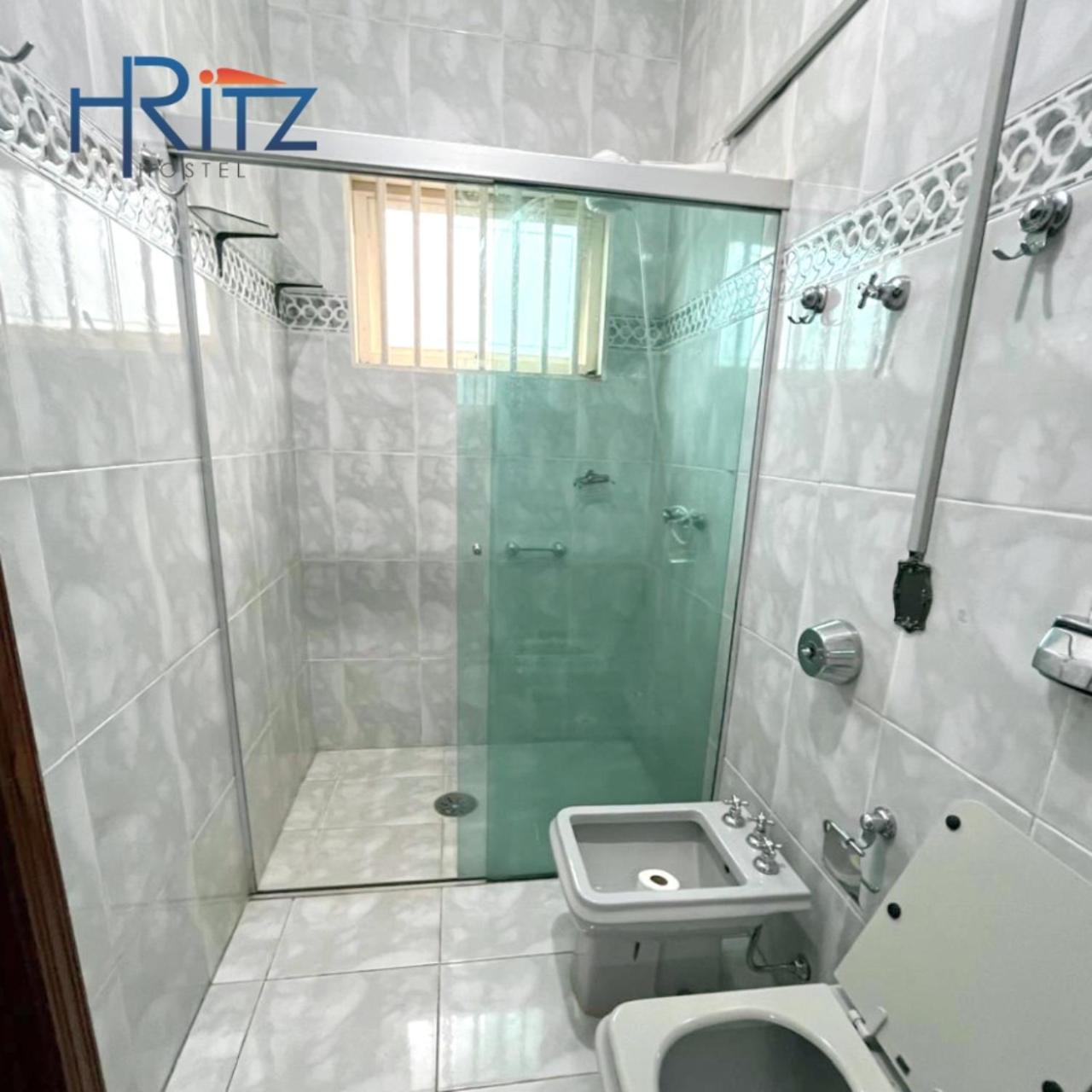 Ritz Hostel Aracatuba  Bagian luar foto